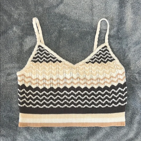 American Eagle Chevron Knit Crop Top - Picture 1 of 1